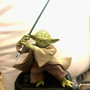 Master yoda figure